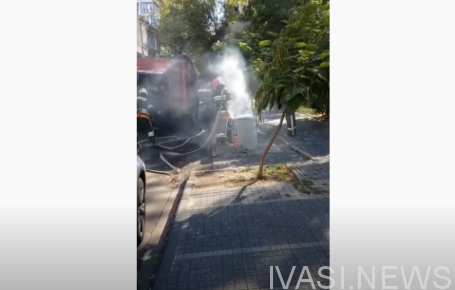 В центре Одессы "умные" контейнеры для мусора известили пожарных о поджоге