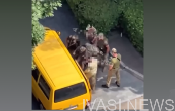 Жовтий бус Одеса побиття ТЦК Одеса мобілізація затримання